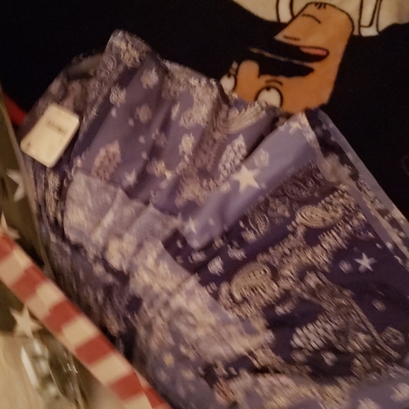 Short - Picture 3 of 4